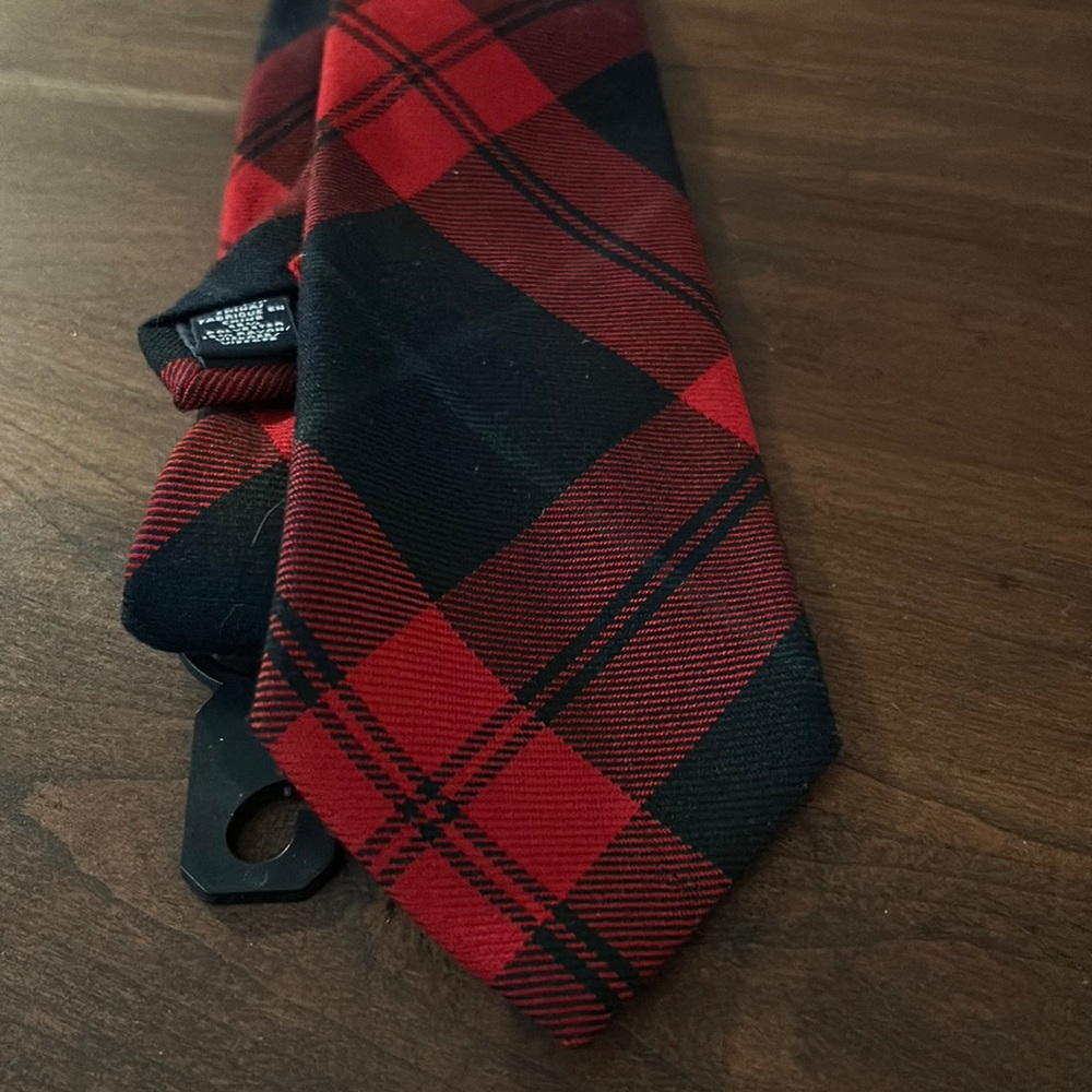 LANDS' END red blue Tie Christmas theme
